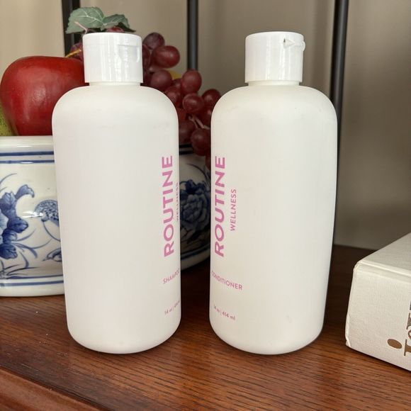 Routine Wellness ROSE HIPS 14oz Shampoo & Conditioner Combo - Full Size No pumps - Picture 4 of 7